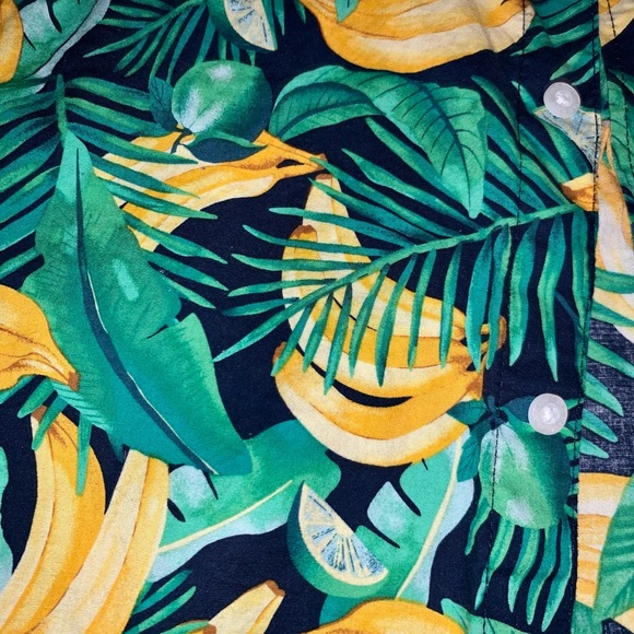 Boys Old Navy Button Up - Picture 3 of 4